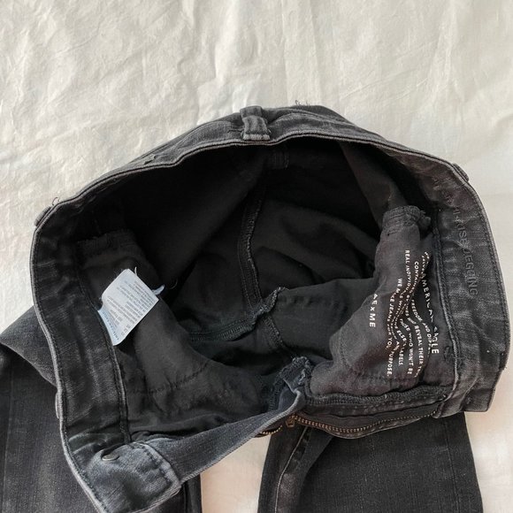 American Eagle Dream High Waisted Jegging, Black Denim | Size: 000 Regular Used - Picture 12 of 12